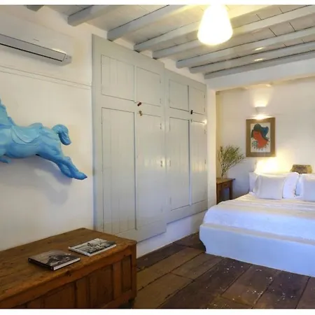 빌라 The Mykonian Beachfront Estate *