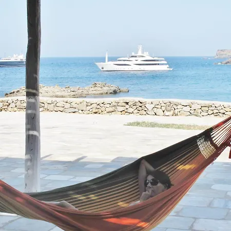 别墅 The Mykonian Beachfront Estate *