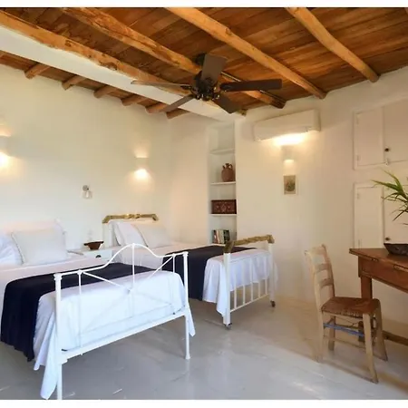 ヴィラ The Mykonian Beachfront Estate Fokos Beach