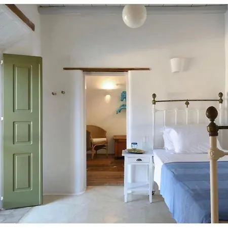 The Mykonian Beachfront Estate ヴィラ *